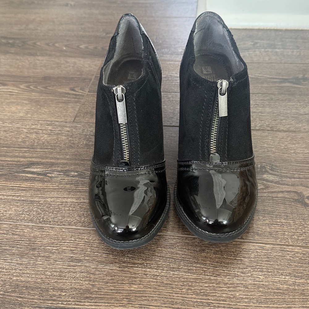 White Mountain Pawnee black suede and patent zip up booties NWOT 8.5 - Picture 8 of 10